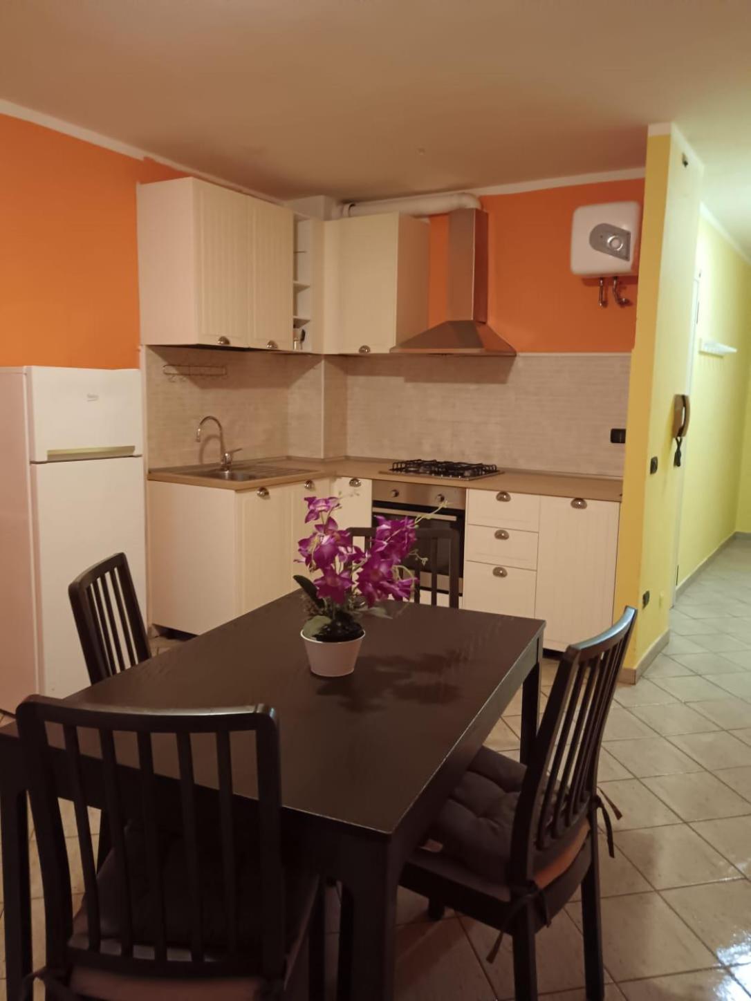 Appartamento Colonne 14 30 Parma Exteriör bild